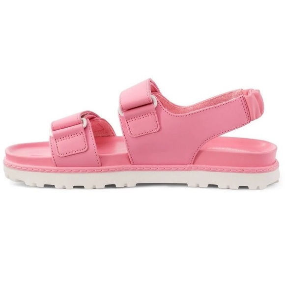 Stoney Clover Lane x Target pink and white heart sandals - Picture 2 of 6